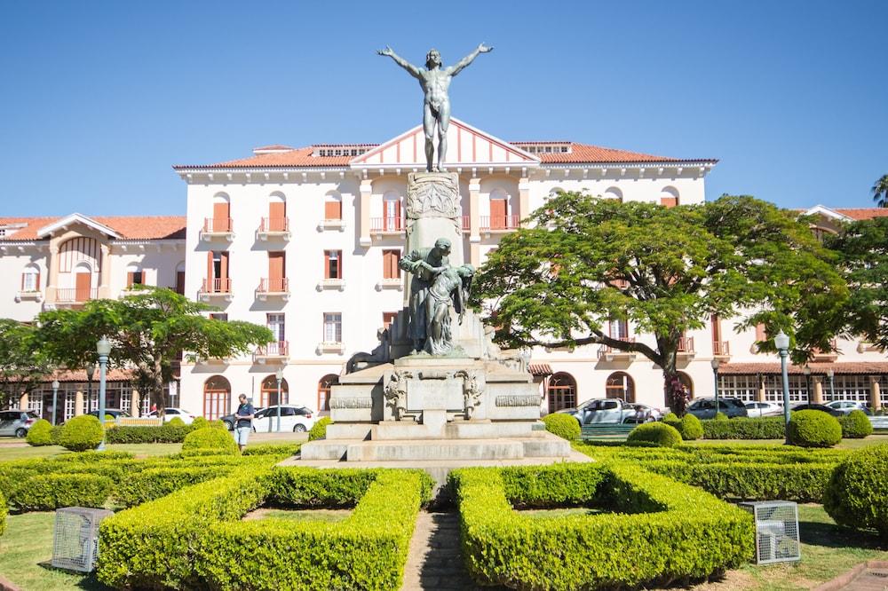 Plaza Poços de Caldas - Rede Nacional Inn Exterior foto